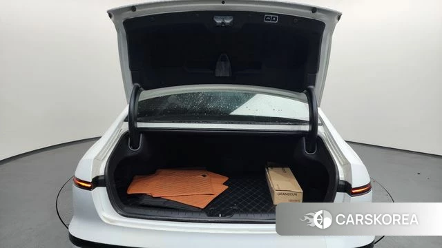 Hyundai Grandeur (GN7) id 3805620 из Кореи 11