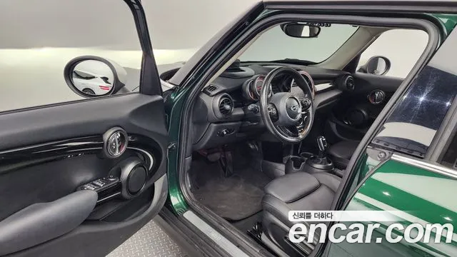 Mini Cooper D id 2545002 из Кореи 11