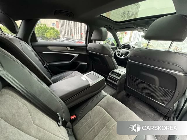 Audi A6L id 4333743 из Китая 11