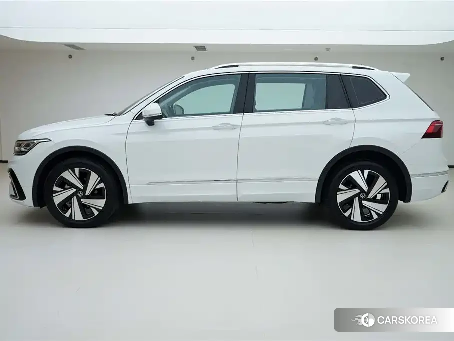 Volkswagen Tiguan L id 4679678 из Китая 11