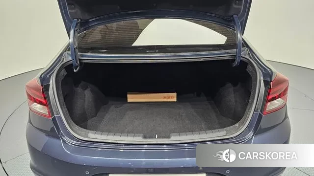 Hyundai The New Avante AD id 3362519 из Кореи 11