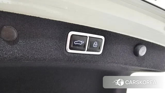 Hyundai Grandeur (GN7) id 3585937 из Кореи 11