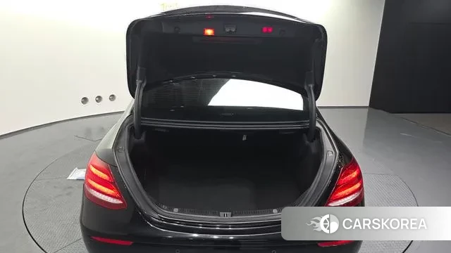 Mercedes-Benz E-Class W213 id 3677223 из Кореи 11