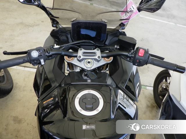 Suzuki GSX-S1000GT id 3947348 из Японии 11