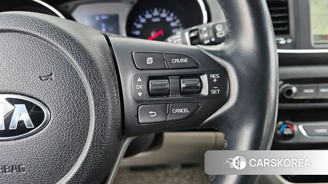 Kia The New Carnival id 3728217 из Кореи 11