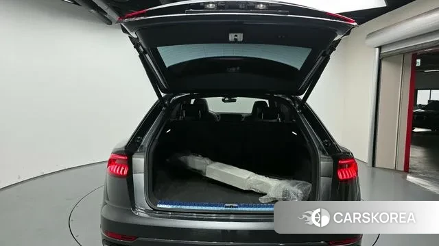 Audi Q8 (4M) id 3360223 из Кореи 11