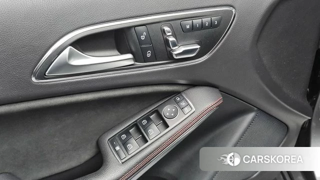 Mercedes-Benz A-Class W176 id 4684582 из Кореи 11