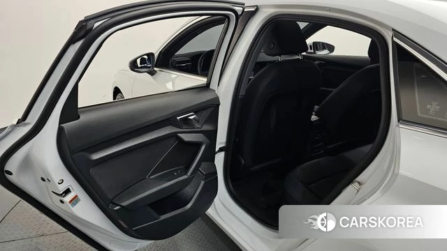 Audi A3 (8Y) id 4400889 из Кореи 11