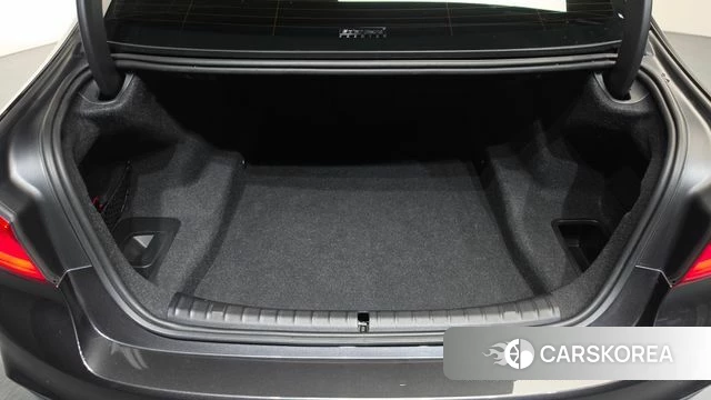BMW 5 Series (G30) id 4356509 из Кореи 11