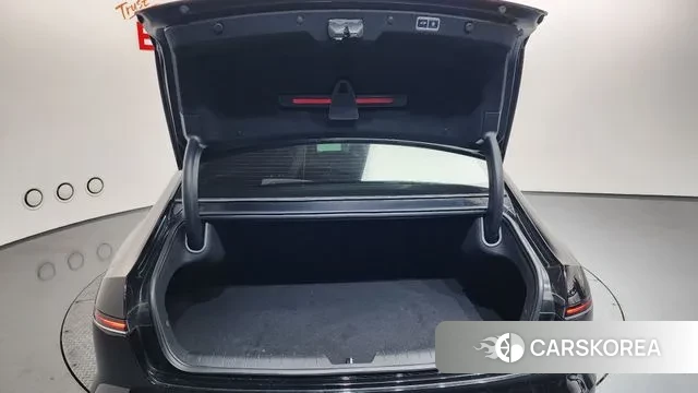 Hyundai Grandeur (GN7) id 3746173 из Кореи 11