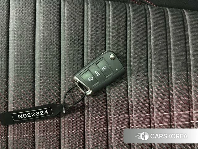 Volkswagen Lavida id 4208739 из Китая 11