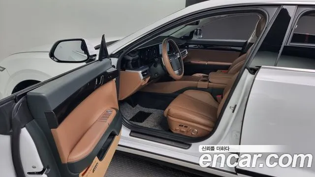 Hyundai Grandeur (GN7) id 2618225 из Кореи 11