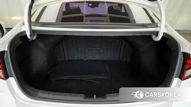 Hyundai The New Avante AD id 4339321 из Кореи 11