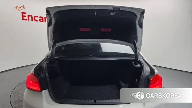 BMW 5 Series (G30) id 3672858 из Кореи 11