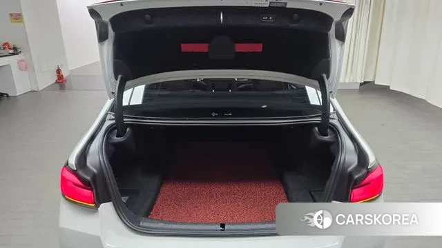 BMW 5 Series (G30) id 3008005 из Кореи 11