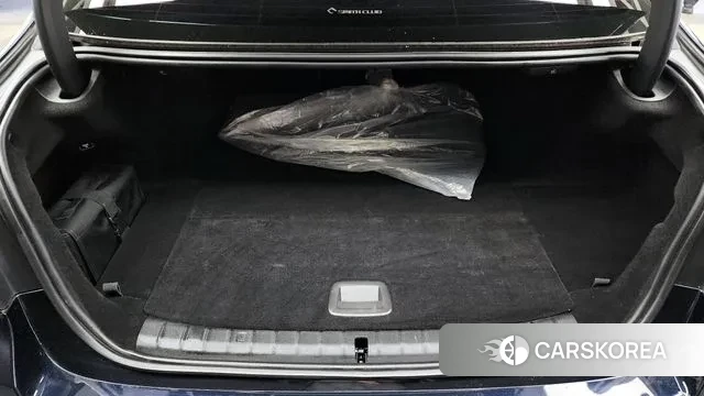 BMW 5 Series (G30) id 3771715 из Кореи 11