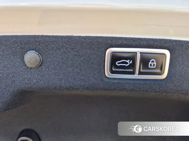 Hyundai Grandeur Hybrid (GN7) id 3543581 из Кореи 11