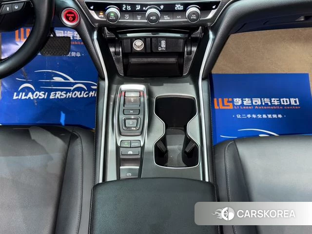 Honda Accord id 4365643 из Китая 11