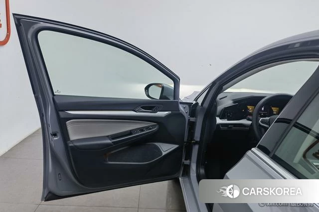 Volkswagen Golf id 4258828 из Китая 11