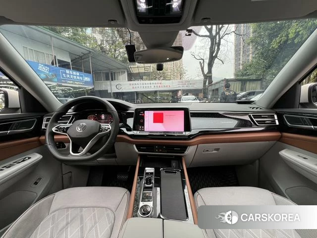 Volkswagen Tourang id 4273356 из Китая 11