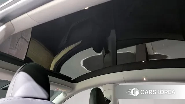 Tesla Model Y id 3684884 из Кореи 11