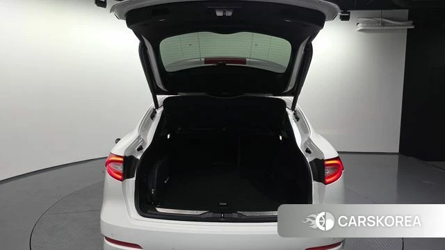 Maserati Levante id 3916366 из Кореи 11