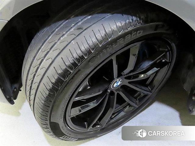 BMW 5 Series (G30) id 4233242 из Кореи 11