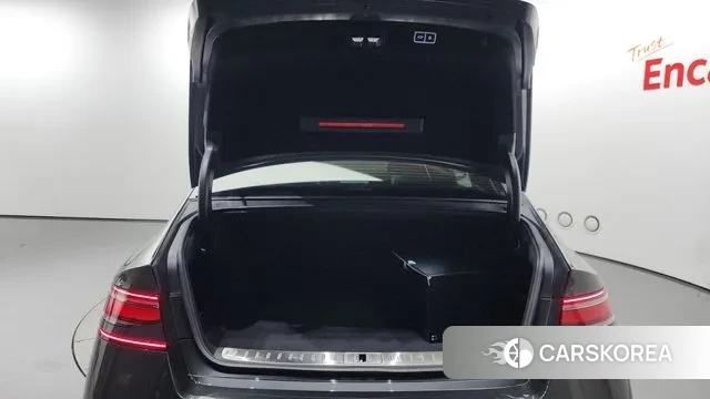 Genesis G90 (RS4) id 2974982 из Кореи 11