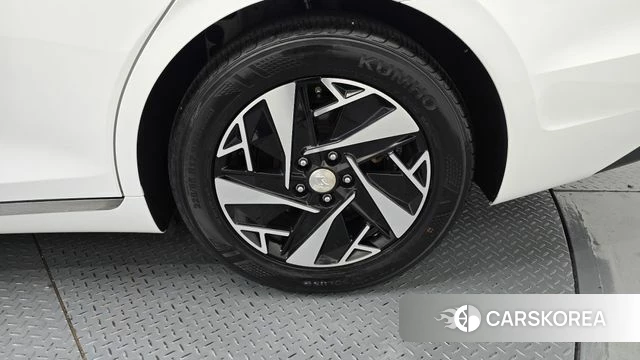 Hyundai The New Grandeur IG Hybrid id 4899409 из Кореи 11
