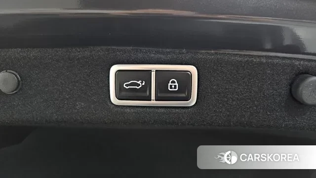 Hyundai Grandeur Hybrid (GN7) id 2979084 из Кореи 11