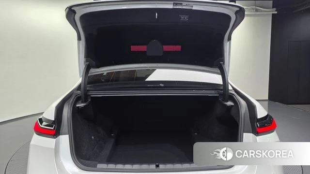 BMW 7 Series (G70) id 4488446 из Кореи 11
