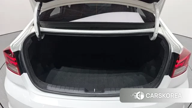 Hyundai The New Avante AD id 3692162 из Кореи 11