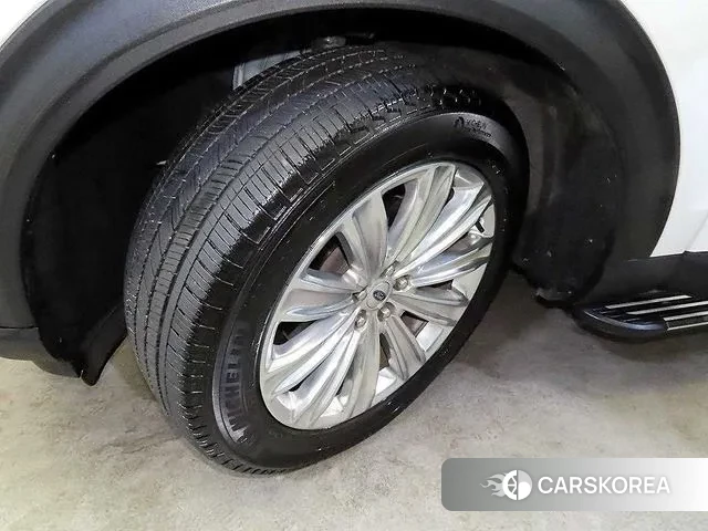 Ford Explorer 6th Generation id 3680232 из Кореи 11