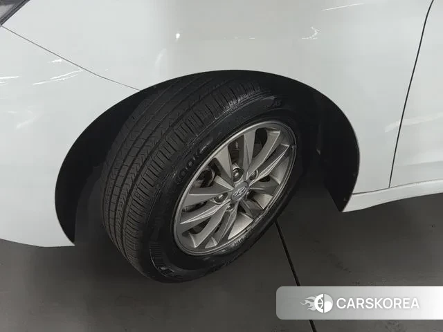 Hyundai The New Avante AD id 3494478 из Кореи 11