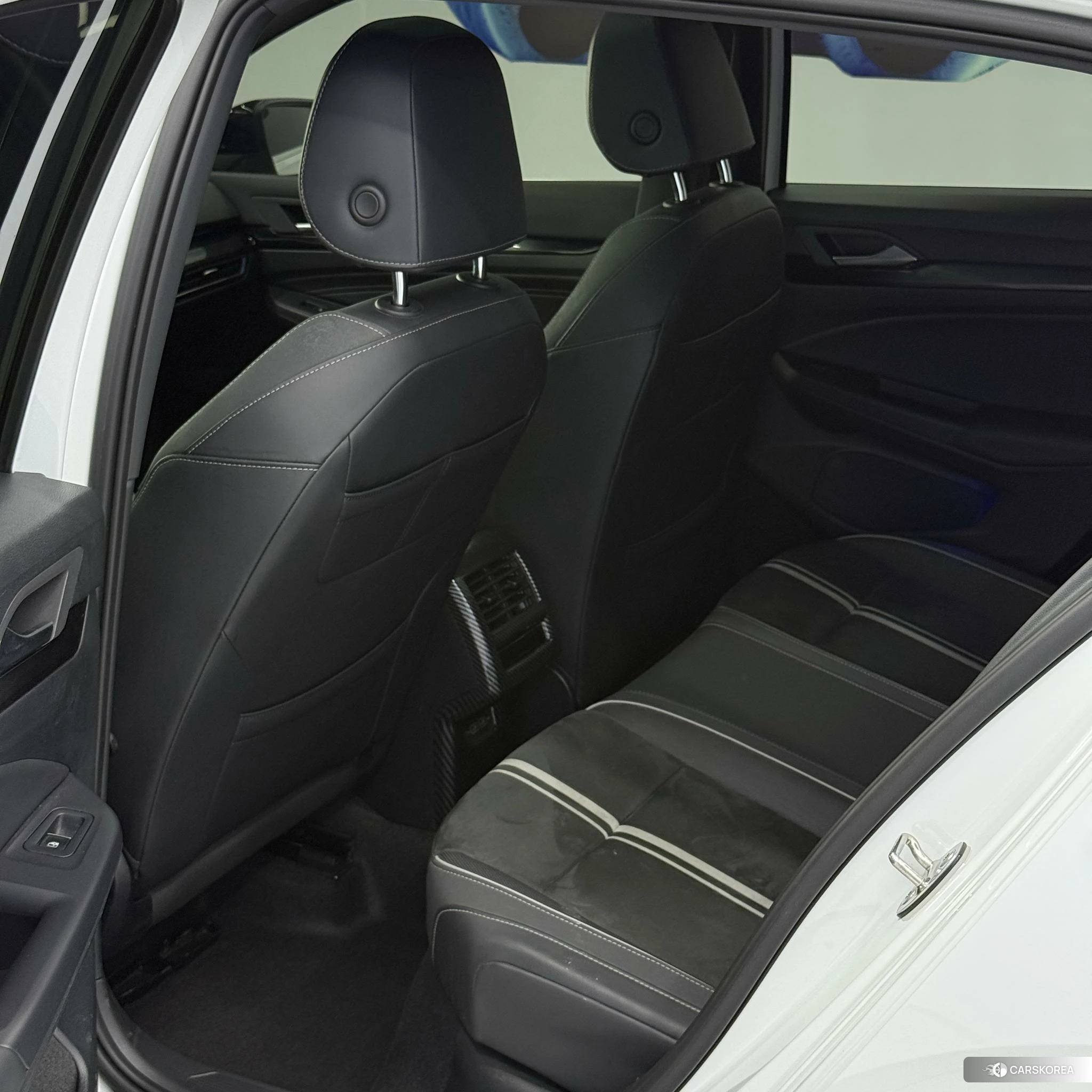 Volkswagen Golf id 4426621 из Китая 11