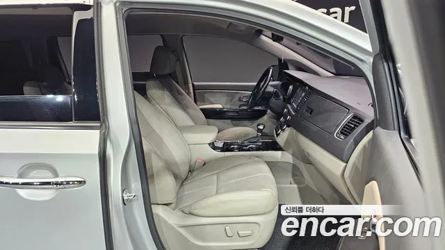 Kia The New Carnival id 2758849 из Кореи 11