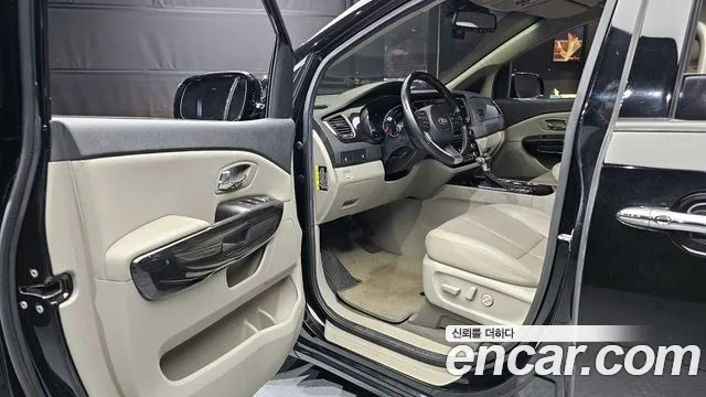 Kia The New Carnival id 2673154 из Кореи 11