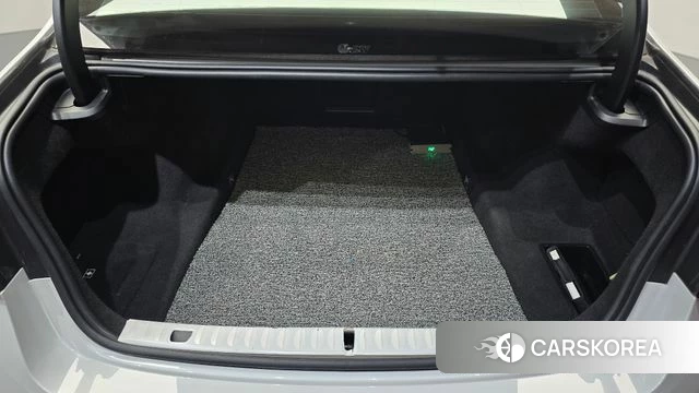 BMW 7 Series (G11) id 4187903 из Кореи 11