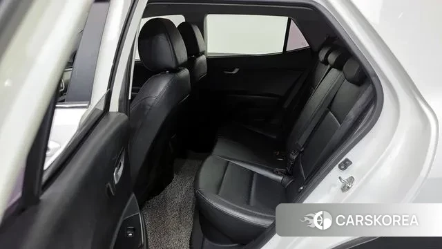 Kia Stonic id 3608032 из Кореи 11