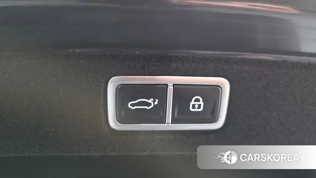 Hyundai Grandeur (GN7) id 3610564 из Кореи 11