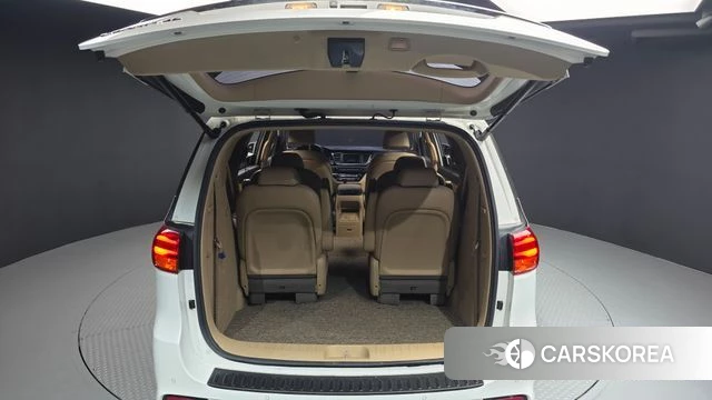 Kia The New Carnival id 4737600 из Кореи 11