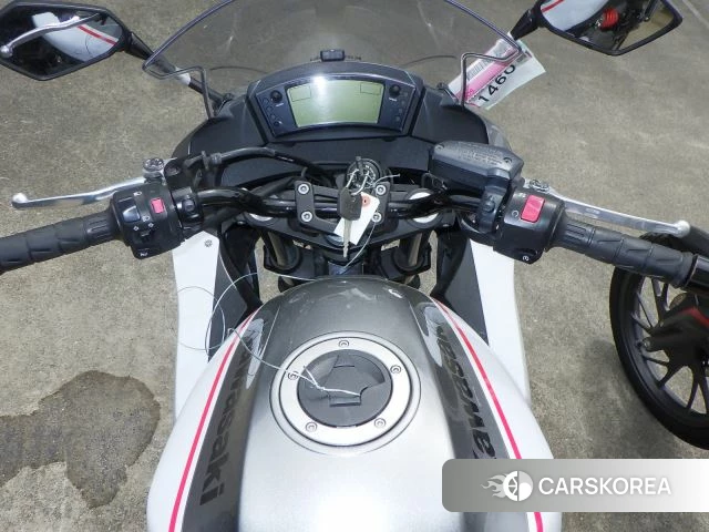 Kawasaki NINJA 400R id 3946826 из Японии 11
