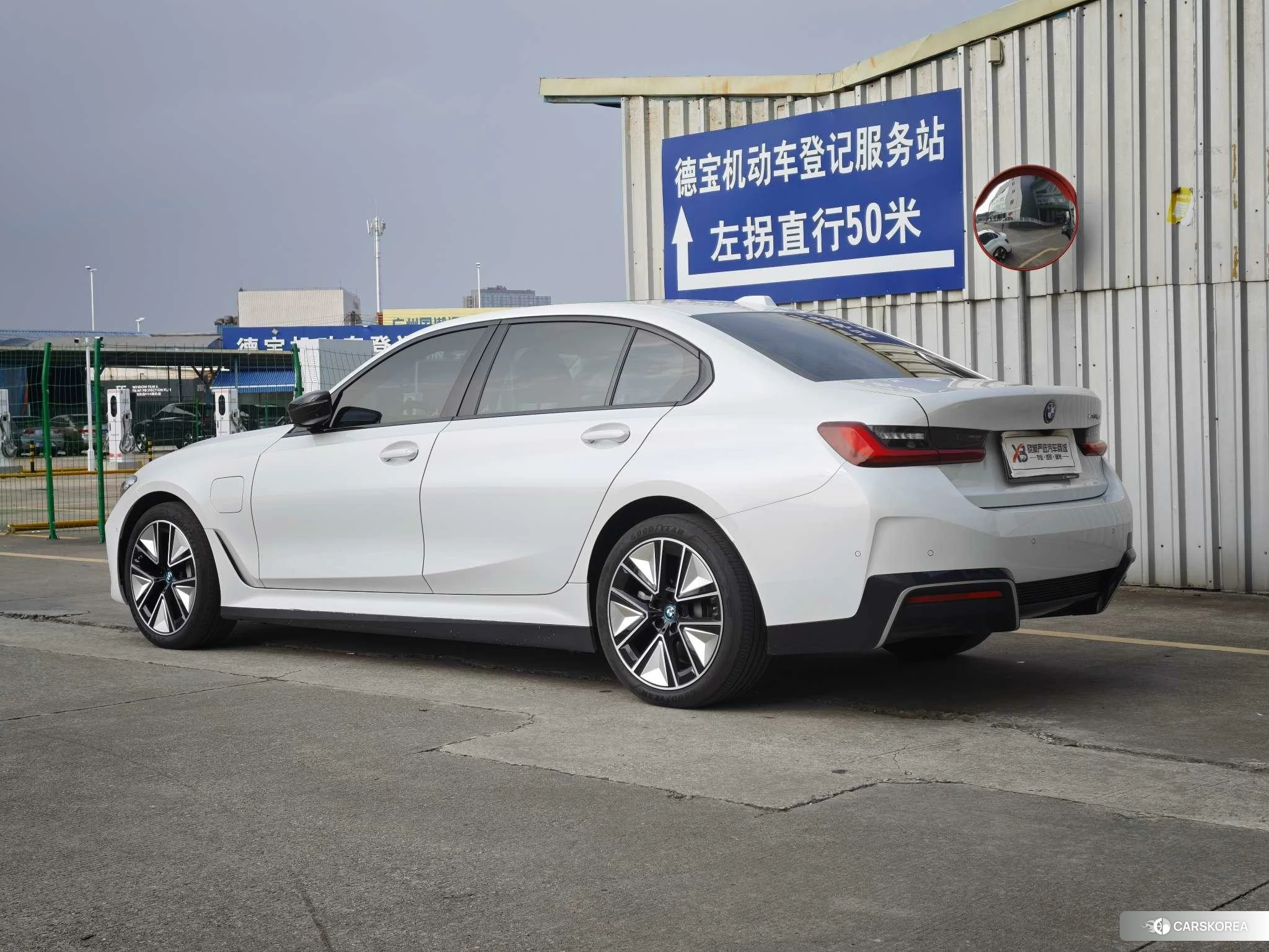 BMW i3 id 4419323 из Китая 11