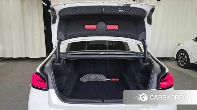 BMW 5 Series (G30) id 4682910 из Кореи 11