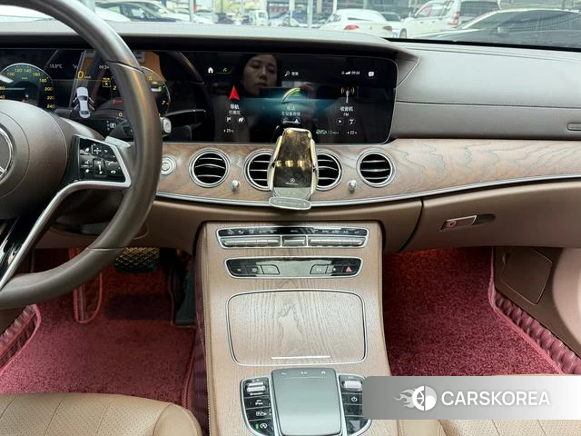 Mercedes-Benz E-class id 4290621 из Китая 11