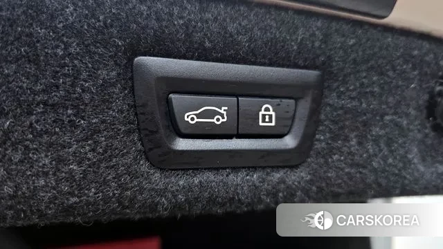 BMW 5 Series (G30) id 3416956 из Кореи 11