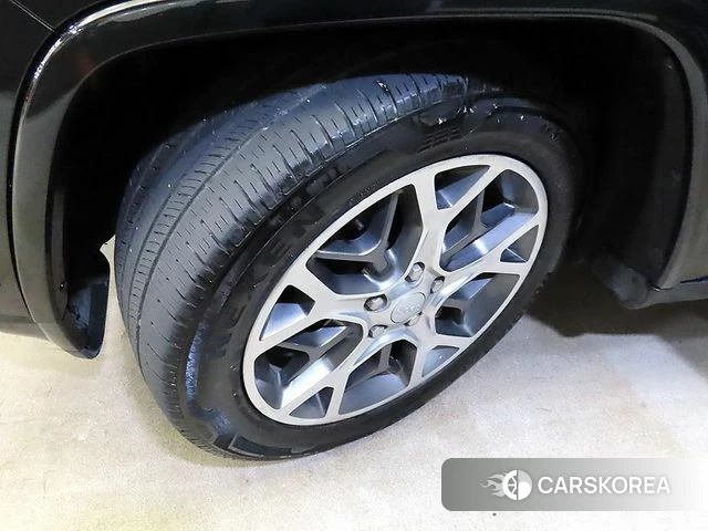 Jeep Grand Cherokee id 4335486 из Кореи 11