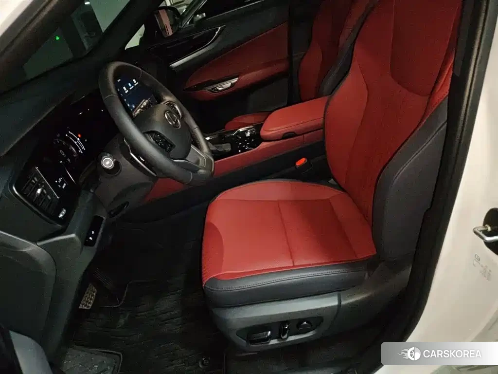Lexus NX id 4538642 из Китая 11