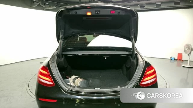 Mercedes-Benz E-Class W213 id 3886568 из Кореи 11