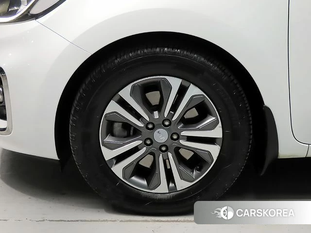 Kia The New Carnival id 4776184 из Кореи 11